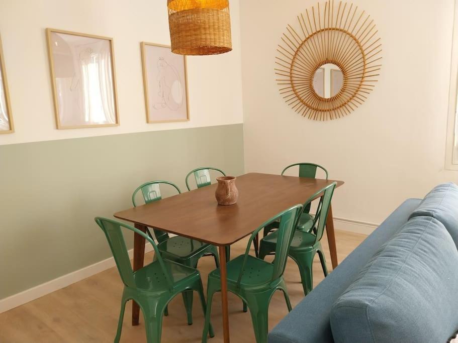 Charmant Appartement 3 Chambres Et Terrasse Eyragues Eksteriør bilde