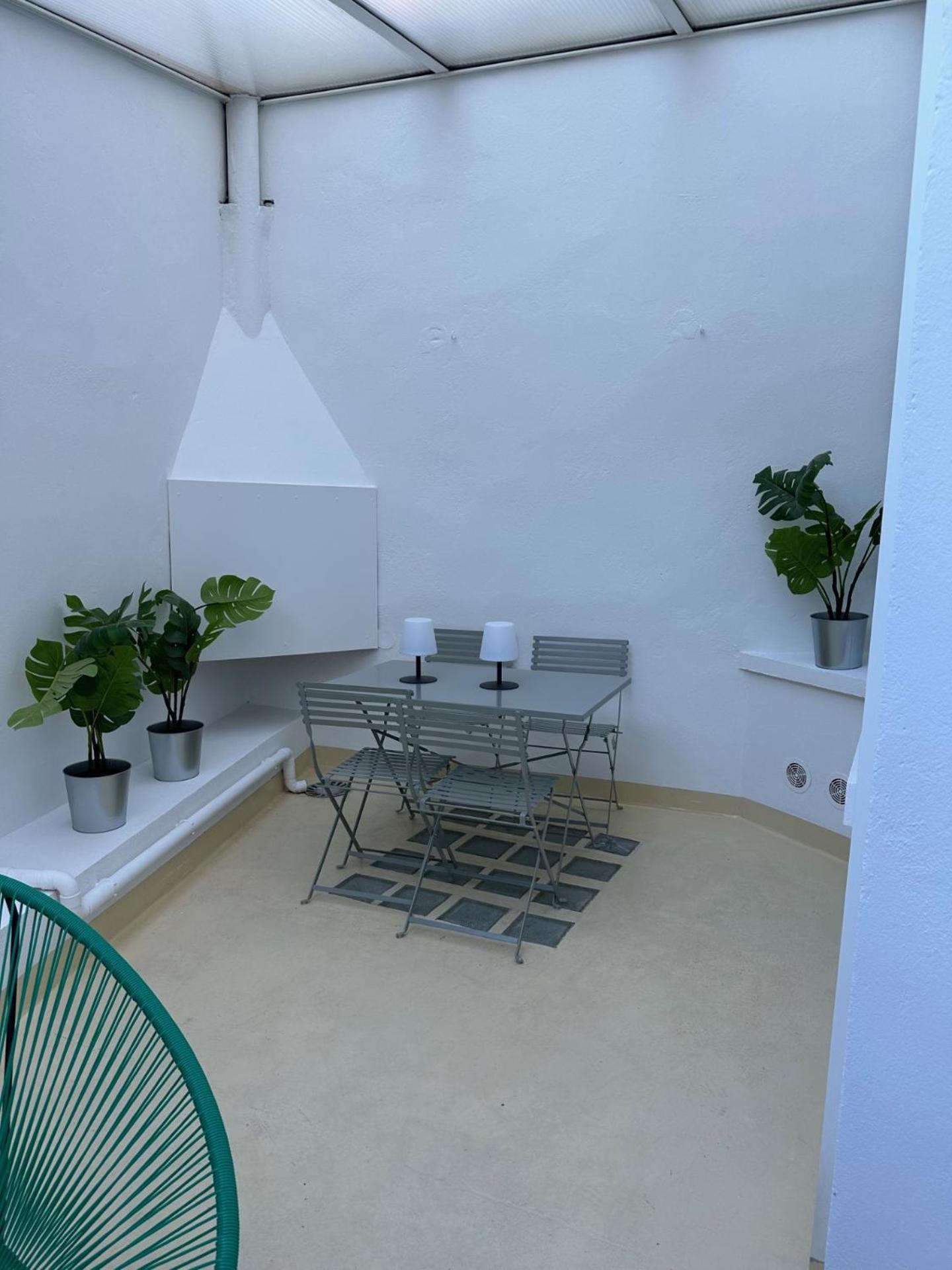 Charmant Appartement 3 Chambres Et Terrasse Eyragues Eksteriør bilde